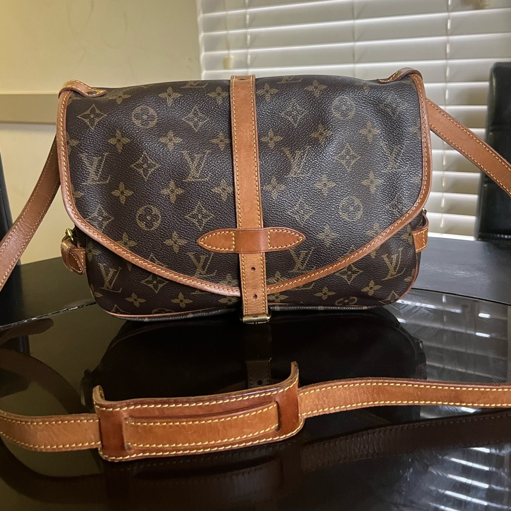 LOUIS VUITTON PreOwned Shoulder Bag SaumurMM Monogram Canvas Brown Women